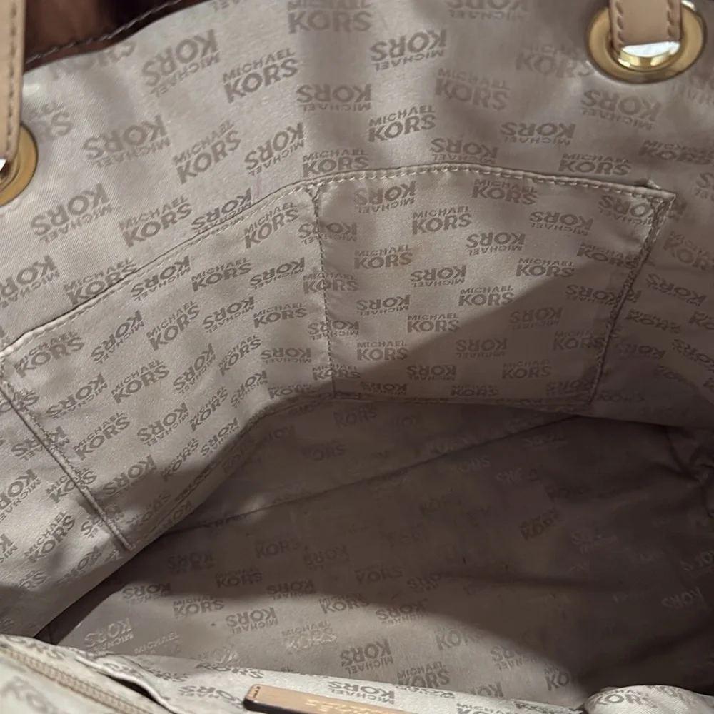 Michael Michael Kors Jet Set Bronze Mirror Metallic Tote - Picture 11 of 16